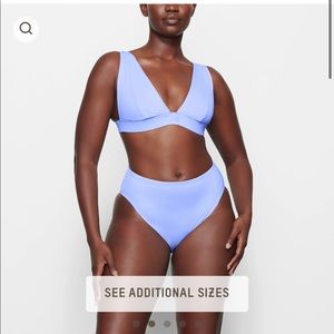 COPY - S/O SKIMS Swim Plunge Bikini Top in Periwinkle, small and medium.